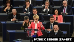 Глава Європейської комісії Урсула фон дер Ляєн звертається до Європейського парламенту 27 листопада 2019 року, Страсбург, Франція
