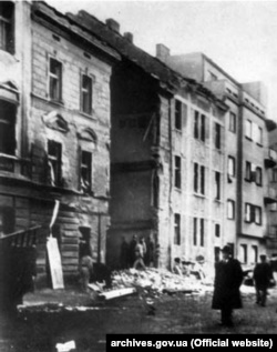 Музей визвольної боротьби України в Празі після бомбардування 14 лютого 1945 року (Архів М. Мушинки)