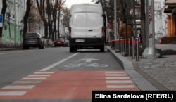 Велосипедна доріжка в центрі Києва