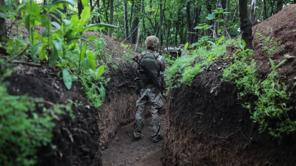 Минула доба на Донбасі: військові зафіксували 6 порушень