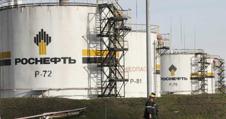 Країни ЄС продовжують узгодження стелі цін на російську нафту